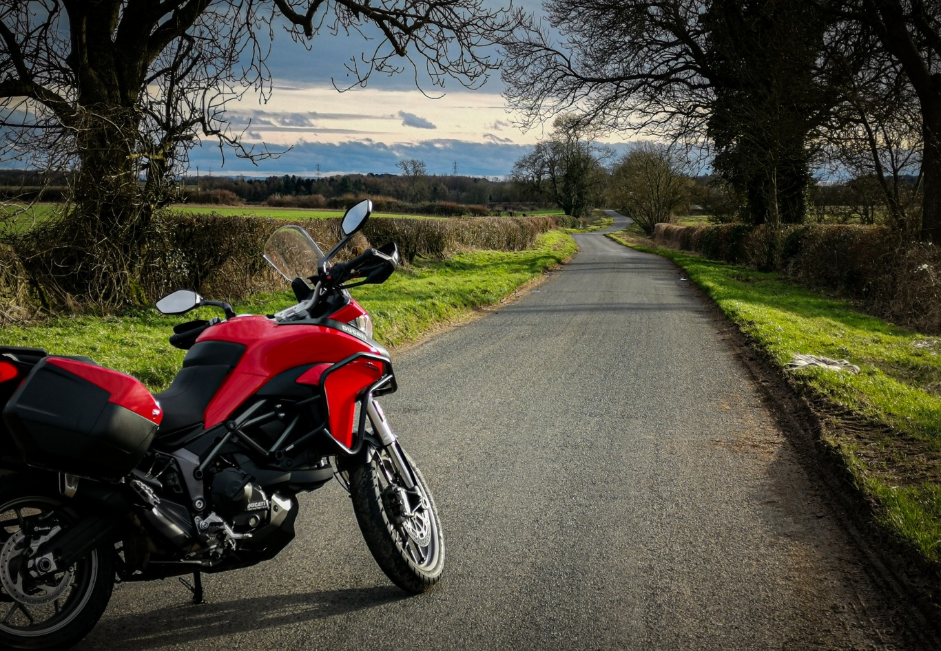 Heed crash bars page 8 Modifications, Accessories, and Appearance Multistrada 950 V2